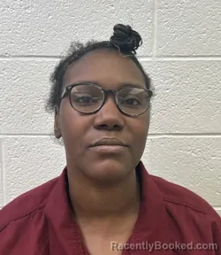 Mugshot of DOMINIQUE PETRICE WEBBER