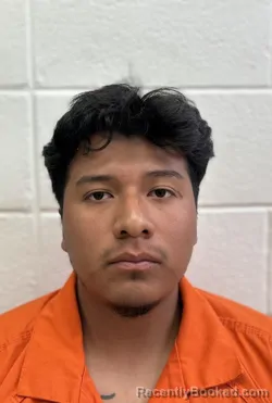 Mugshot of ROBERTO DAVID JUAREZ