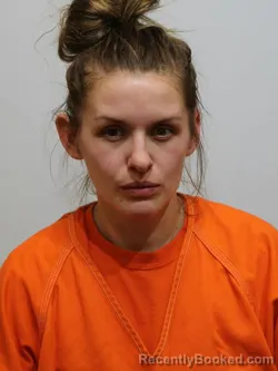 Mugshot of MIA LIGHTFOOT