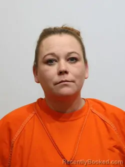 Mugshot of DEAHDRAH CHAVIRA booked in Itasca County, Minnesota on April 5, 2026