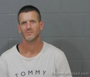 Mugshot of GLENN ELWOOD HIATT