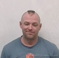 Mugshot of Christopher Ray Locklear