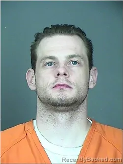 Mugshot of Joshua Evans