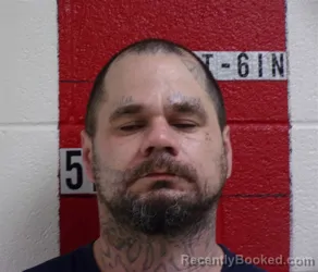 Mugshot of CHRISTOPHER RAY ROYER