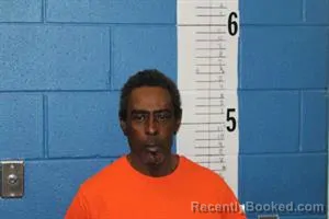 Mugshot of ROY C THOMAS