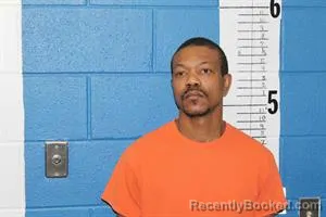 Mugshot of JOE CHRISTOPHER THOMPSON