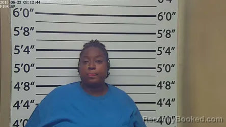 Mugshot of BRITTNEY ROSHELLE LENOIR