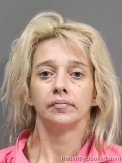 Mugshot of Amber Renee Lovelace booked in DeSoto County, Mississippi on July 29, 2026