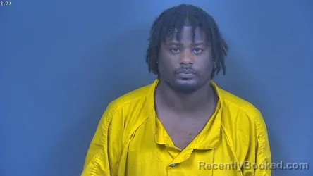 Mugshot of CADARUS DERRELL BENTON booked in DeSoto County, Mississippi on June 9, 2026