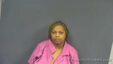 Mugshot of CHARLA DENISE BROWNLEE