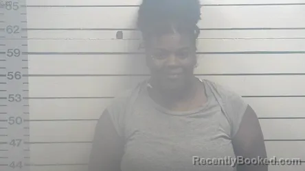 Mugshot of CHANTEL LACARLYON COVINGTON