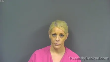Mugshot of COURTNEY LYNN PIERCE