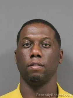 Mugshot of DERRICK DEWAYNE COLEMAN