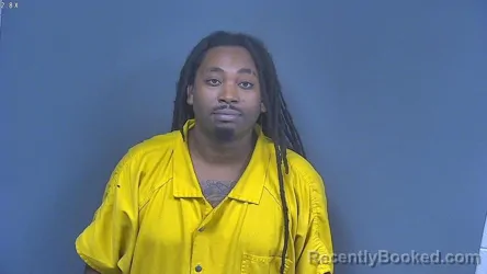 Mugshot of DAVONTE M HOLMES booked in DeSoto County, Mississippi on June 27, 2026