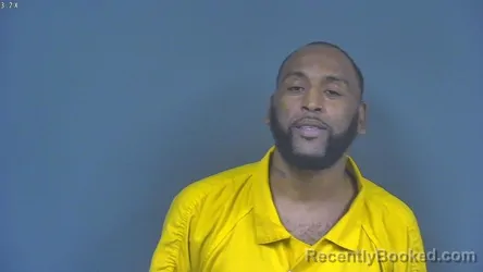 Mugshot of DERRICK MYKEL LACY