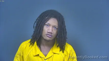 Mugshot of Donte Davarious Moton booked in DeSoto County, Mississippi on September 27, 2026