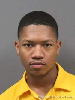 Mugshot of DERRICK LAKENDRICK YATES