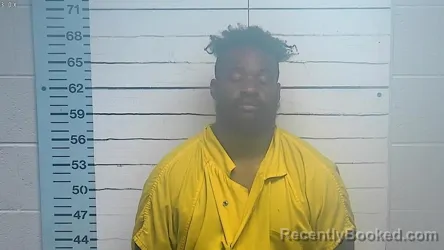 Mugshot of JAMISON VONTERRIOUS LEWIS booked in DeSoto County, Mississippi on April 25, 2026