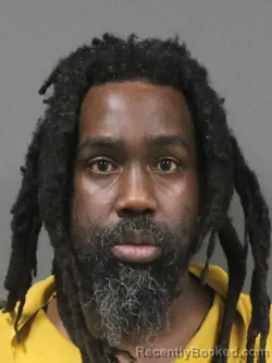 Mugshot of KENNETH T BATTS