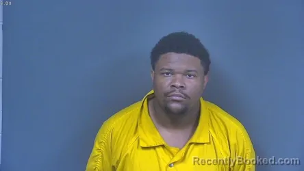 Mugshot of KEMONDRE TRAVEZ WARREN booked in DeSoto County, Mississippi on June 6, 2026
