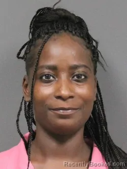 Mugshot of KIMBERLY LASHONDA WADE