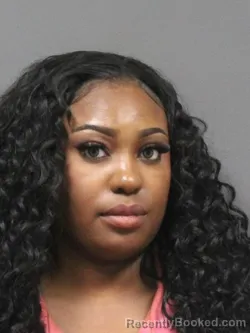 Mugshot of MANIYAH JOHNSON