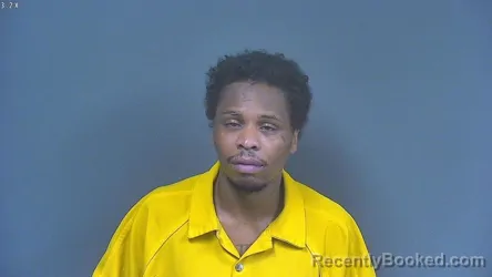Mugshot of MORIQUIS MONTREZ RANDLE