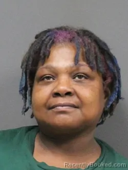 Mugshot of NITARSHA MARIE DAVIS