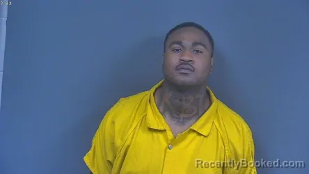 Mugshot of NAUTICA JAHEIM HUNT TAYLOR
