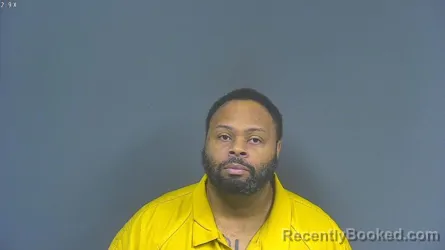 Mugshot of SHANGNLUS MARTEZZ CATHEY booked in DeSoto County, Mississippi on April 29, 2026
