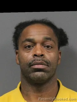 Mugshot of SAMUEL T HOBBS