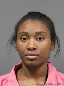 Mugshot of Shaunni Una' Richmond booked in DeSoto County, Mississippi on August 6, 2026