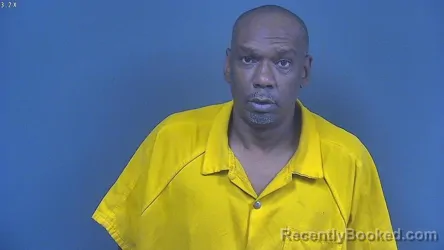 Mugshot of SHERATION DEARKO WRIGHT