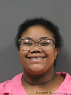 Mugshot of TYRONDA M CALHOUN