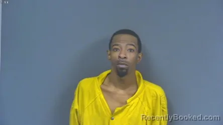 Mugshot of TAUREAN CHARLON MORRIS booked in DeSoto County, Mississippi on May 7, 2026