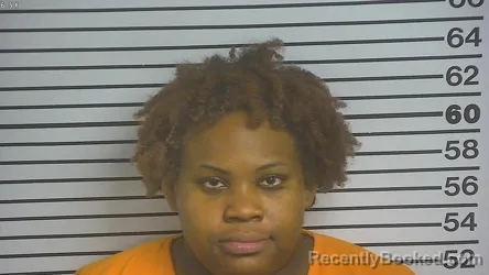 Mugshot of Crystal L Windham