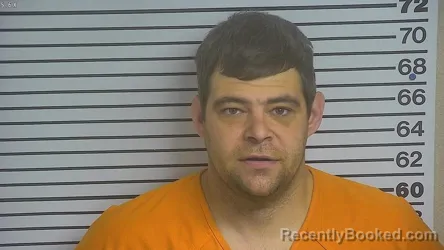 Mugshot of DEREK ASHTON WILLIFORD
