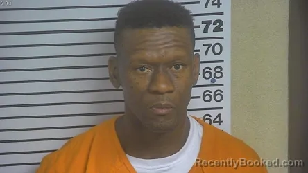 Mugshot of Lenny Derell Bolton