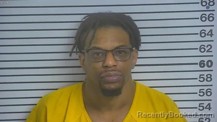 Mugshot of Robert Dennis Huddleston