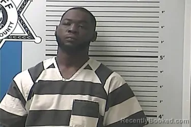 Mugshot of JUSTIN DENARD ROBERTSON booked in Hancock County, Mississippi on April 24, 2026