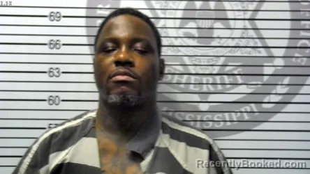 Mugshot of NASHAUN CHARLES ROBINSON booked in Harrison County, Mississippi on May 20, 2026