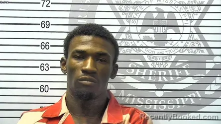 Mugshot of DQUAN KYREE LEWIS