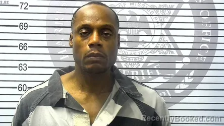 Mugshot of DEMETRIUS JERMAINE MCLAURIN