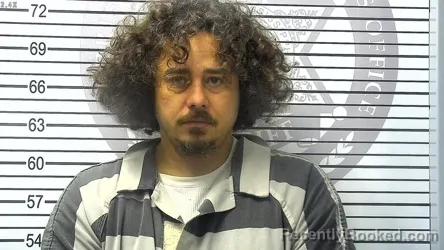 Mugshot of EDWIN GONZALEZ CHAVARRIA