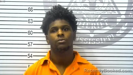 Mugshot of ELIJAH CHRISTOPHER EVANS