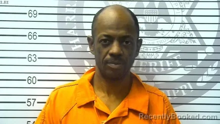Mugshot of KENNETH DWAYNE BINGHAM