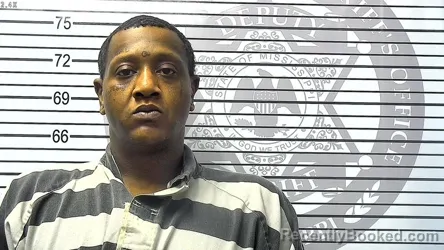 Mugshot of LAQUINTON DEANDRE ROLLINS