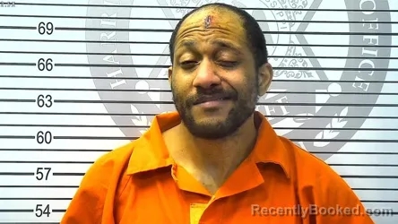 Mugshot of QUAYSHAUN JAMAL LUCAS booked in Harrison County, Mississippi on March 16, 2026