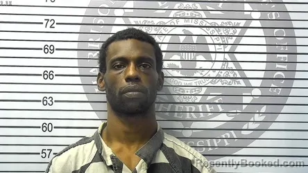 Mugshot of RAY DEVON FAIRLEY