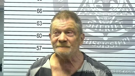 Mugshot of ROGER DEAN NAULT